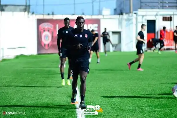 اتحاد العاصمة يؤهل أوبوكو كوامي قبل مواجهة وفاق سطيف
