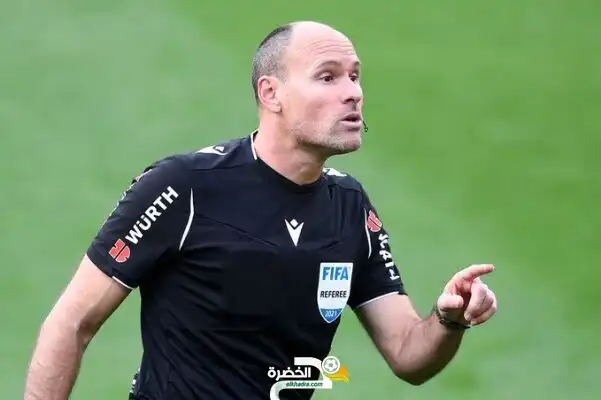 تعرف على حكم نهائي دوري أبطال أوروبا 2021