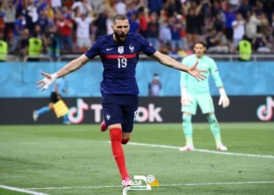 بـ31 هدف .. كريم بنزيما سادس هدافي فرنسا تاريخياً معادلاً زين الدين زيدان