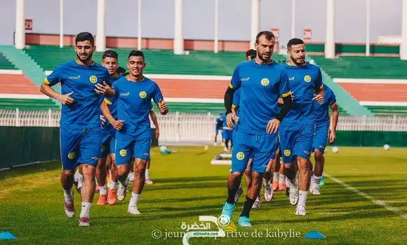 شبيبة القبائل – كوتون سبور: “الكناري” على بعد خطوة واحدة من النهائي