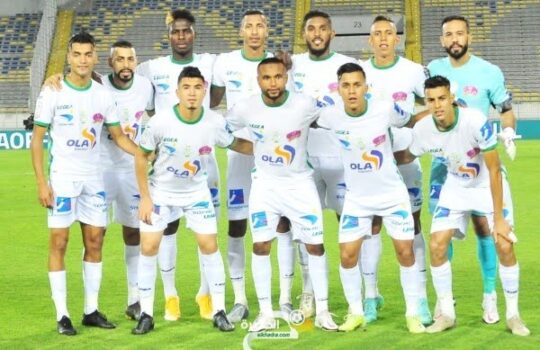 قبل مواجهة شبيبة القبائل  : الرجاء يتعادل أمام حسنية أكادير