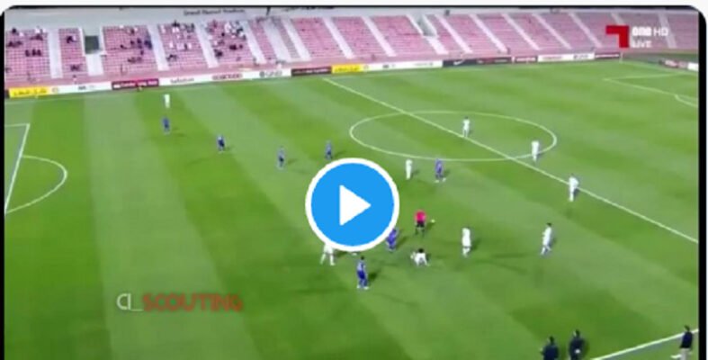 شاهد بونجاح يضيع هدف بطريقة غريبة وجها لوجه اليوم