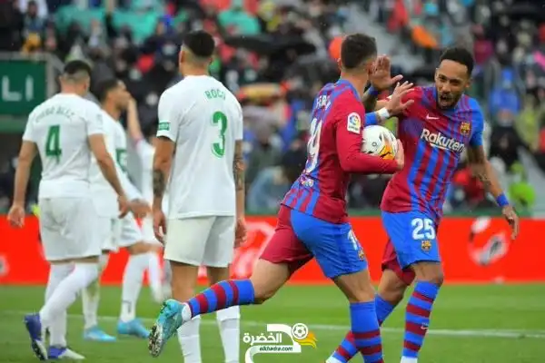 برشلونة يفوز أمام مضيفه إلتشي بالدوري الإسباني