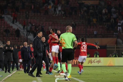 الأهلي يفوز على بيراميدز وينفرد بصدارة الدوري المصري 1
