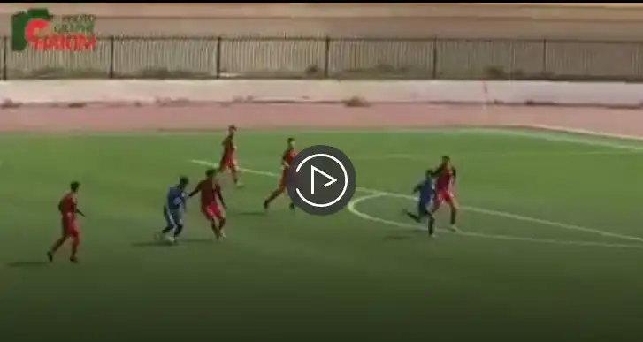 شاهد هدف لاعب نادي التلاغمة لزهر حاج عيسى العالمي في مرمى خيري بركي حارس جمعية عين مليلة