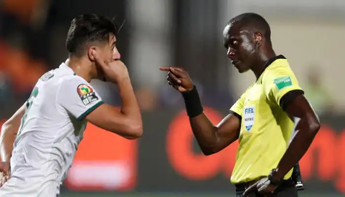الفاف ترد على الاتحاد الغامبي