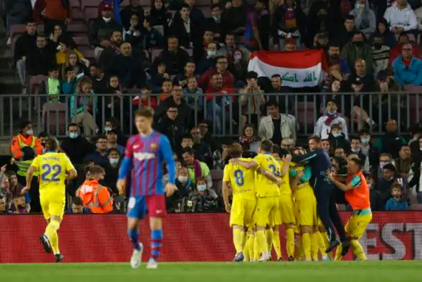 قادش يفاجيء برشلونة و يهزمه بهدف وحيد في الكامب نو