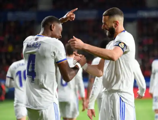 ريال مدريد يقترب من التتويج بلقب الدوري الإسباني بالفوز على أوساسونا