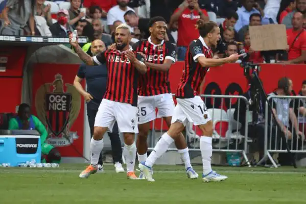 بهدف بوداوي وثنائية ديلور .. نيس يفوز على سانت إتيان ويقترب من دوري الأبطال