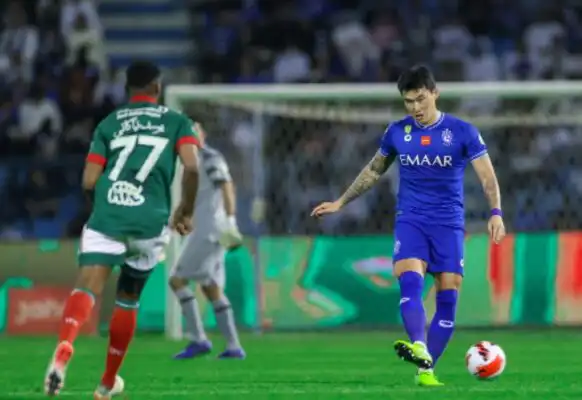 بمشاركة مبولحي .. الهلال يفوز على الاتفاق بهدفين دون رد