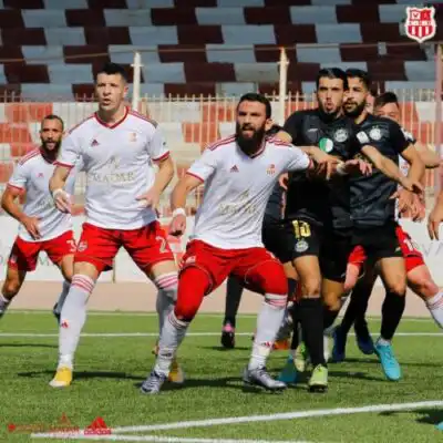 شباب بلوزداد يتجاوز الوفاق و يقترب من التتويج بالدوري الجزائري