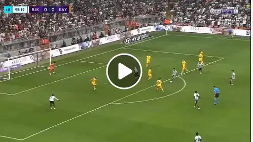 شاهد رشيد غزال يسجل هدف  في آخر دقيقة و يقود فريقه للفوز في أول مباراة في الدوري