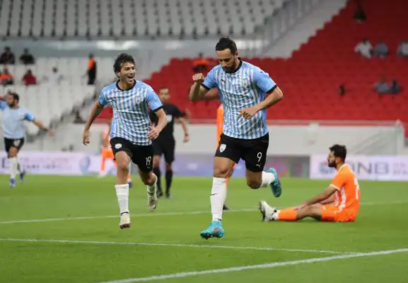 شاهد محمد بن يطو يفتتح عودته للدوري القطري بهدفين عالميين في مرمى أم صلال