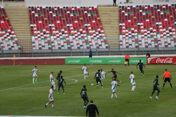 المنتخب الجزائري للمحليين يتعادل وديا أمام نيجيريا 1