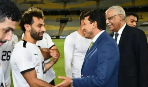 محمد صلاح : “نسعى لتحقيق إنجاز لكرة القدم المصرية الفترة المقبلة “