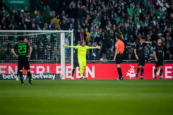 بن سبعيني هداف ضد مونشنجلادباخ بالدوري الألماني
