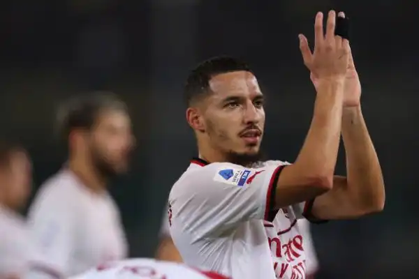 إدارة ميلان تعرض على بن ناصر الراتب الأعلى في الفريق