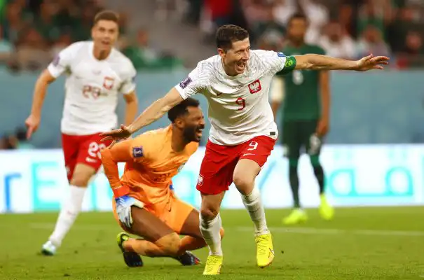 بولندا تفوز على السعودية وتتصدر مؤقتا المجموعة 3 من كأس العالم قطر 2022