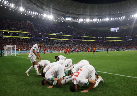 المغرب يفوز على بلجيكا ويحقق ثالث انتصار له في كؤوس العالم 1