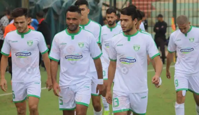 الرابطة الثانية : جمعية وهران تواصل النتائج السلبية والمدرب حاج مرين باق