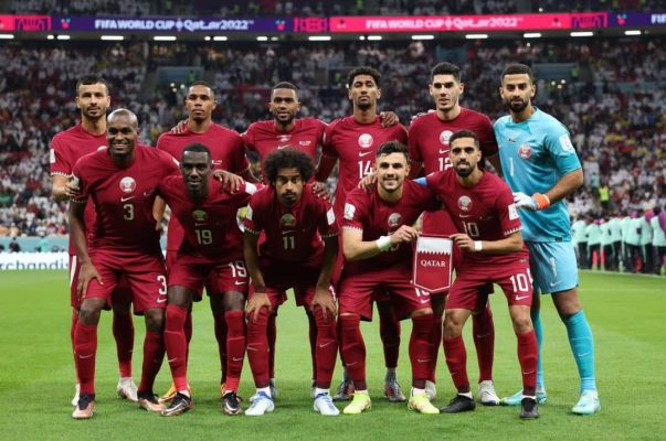 منتخب قطر أول منتخب مستضيف يخسر إفتتاحية كأس العالم ! 1