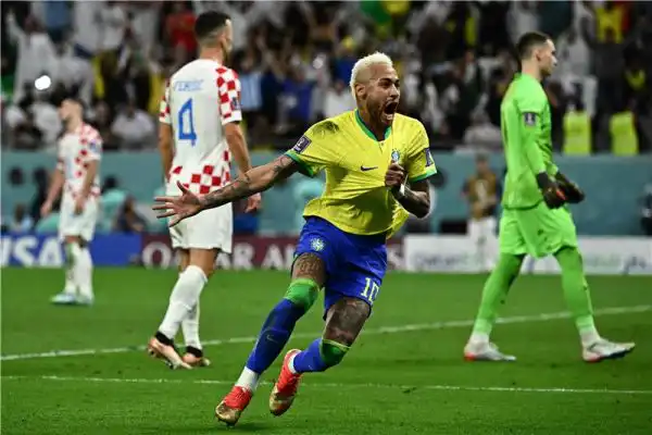 كرواتيا تتجاوز البرازيل وتبلغ نصف نهائي كأس العالم 2022