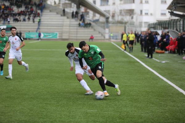 شباب قسنطينة يفوز على جمعية الشلف بثلاثية في الدوري الجزائري 1