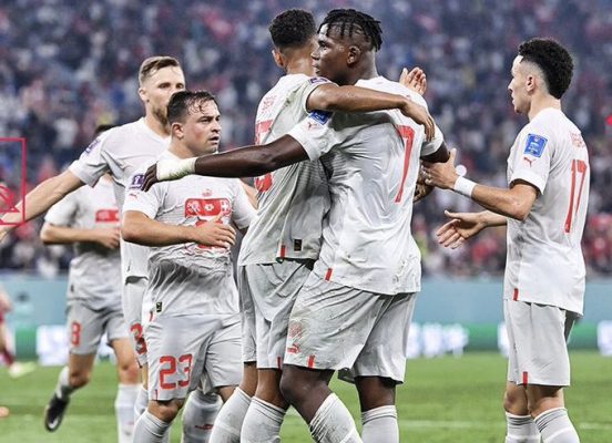 منتخب سويسرا يفوز على صربيا ويصعد لدور ال16 من كأس العالم 2022