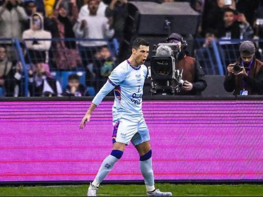 رونالدو يحصد جائزة أفضل لاعب في مباراة كأس موسم الرياض 2
