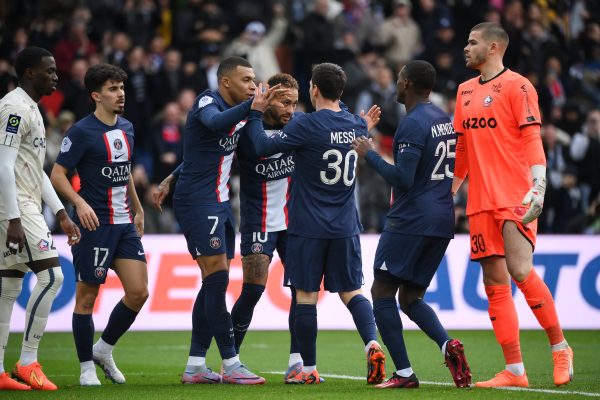 ميسي يقود باريس سان جيرمان للفوز على ضيفه ليل ضمن الدوري الفرنسي 10