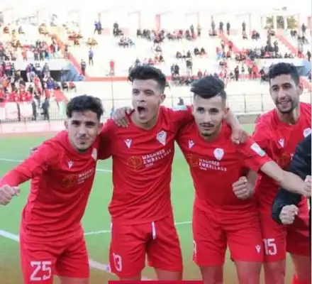مولودية وهران يفوز على ضيفه أمل الاربعاء بهدفين لواحد