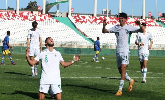 كان2023 (أقل من 17 سنة): المنتخب الجزائري يستهل الدورة الدولية بفوز على جزر القمر (3-1) 1