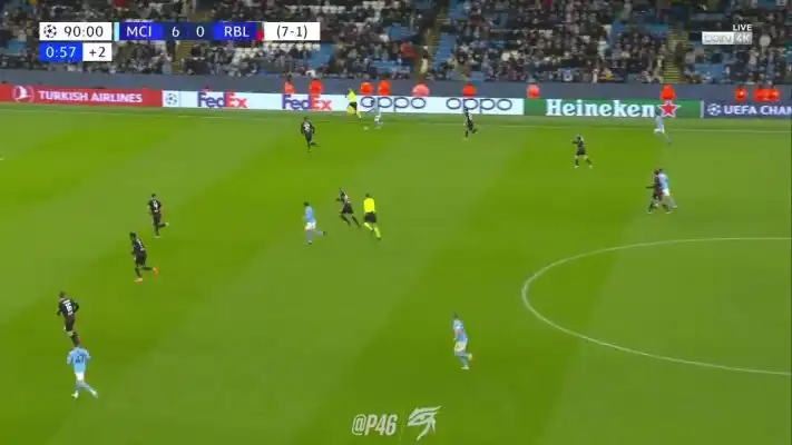 شاهد تمريرة محرز الحاسمة في دوري الابطال اليوم