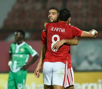 قندوسي هداف في فوز الأهلي أمام القطن الكاميروني بدوري الأبطال