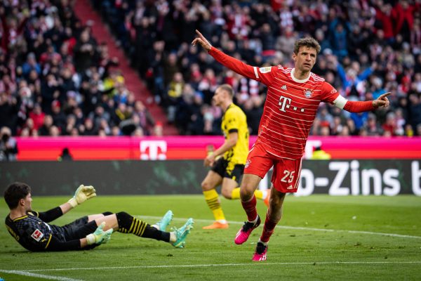 بايرن ميونيخ يحسم الكلاسيكو ضد بوروسيا دورتموند ويرتقي إلى صدارة الدوري الألماني