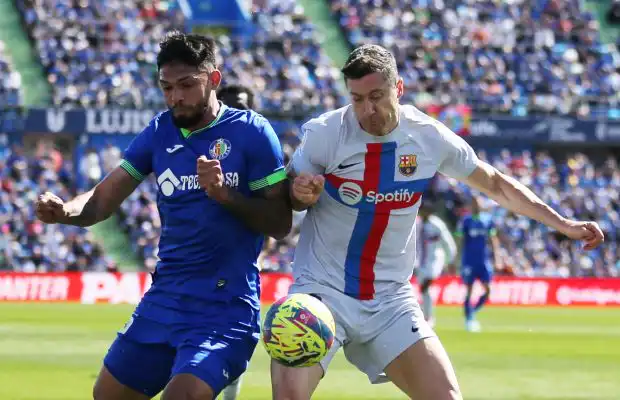 برشلونة متصدر الدوري الإسباني يتعادل أمام مضيفه خيتافي