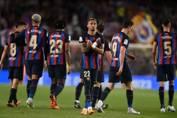 برشلونة يسحق ضيفه ريال بيتيس في الدوري الإسباني