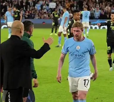 دي بروين لمدربه بيب غوارديولا..”اخرس – Shut up”!