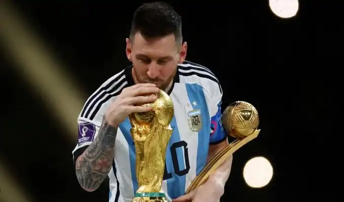 الهلال السعودي يحسم صفقة الأسطورة الأرجنتيني ليونيل ميسي
