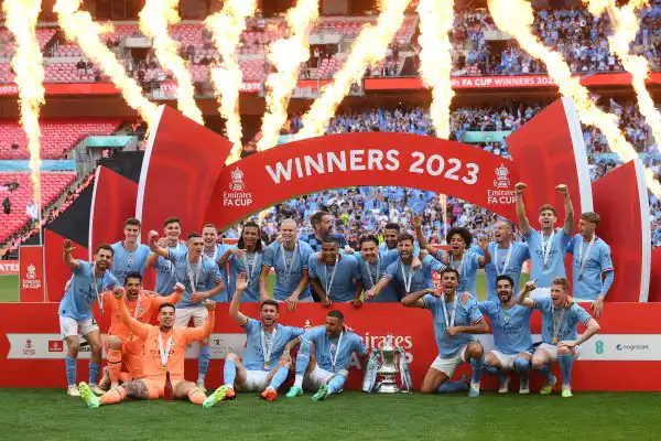 محرز يتوج مع مانشستر سيتي بلقب كأس الاتحاد الانجليزي