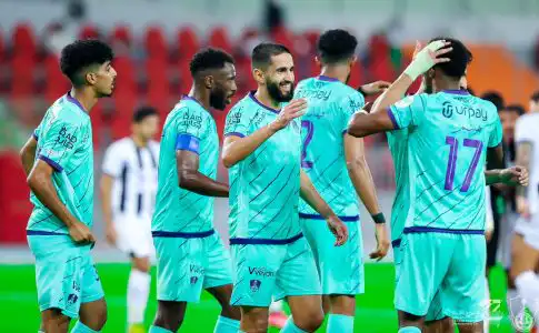 بمشاركة بودبوز و غياب محرز .. الاهلي السعودي ينهزم وديا ضد هايندهام الالماني
