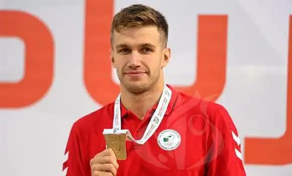 المنتخب الجزائري يتأهل إلى الدور نصف النهائي من دورة الألعاب العربية