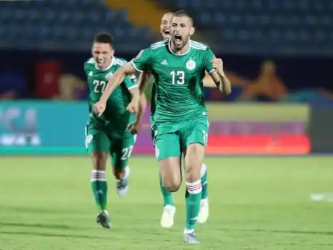 نادي كوريتيبا البرازيلي يعلن رسميا ضم إسلام سليماني