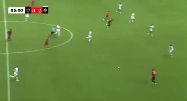 شاهد هدف لاعب المنتخب الجزائري بدرالدين بوعناني العالمي اليوم