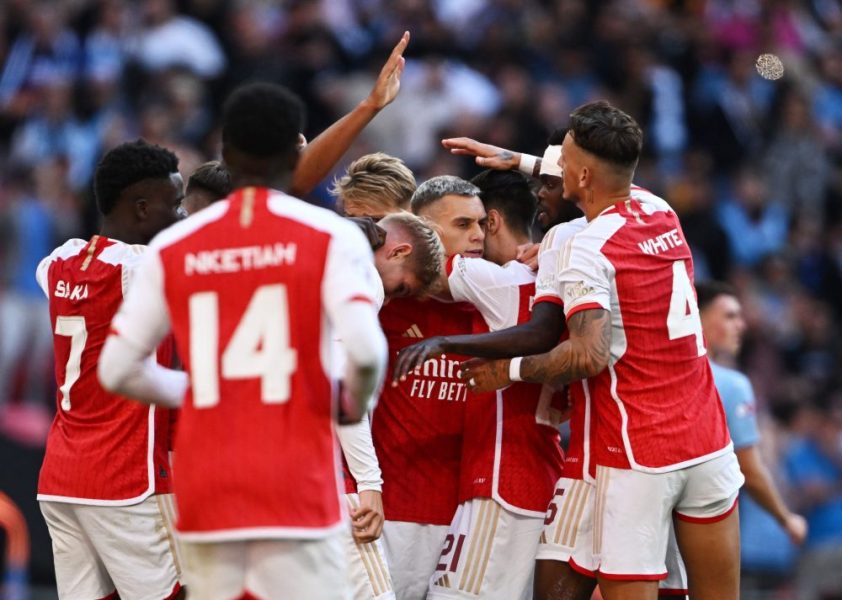 آرسنال يتوج بلقب الدرع الخيرية للمرة الـ17 في تاريخه