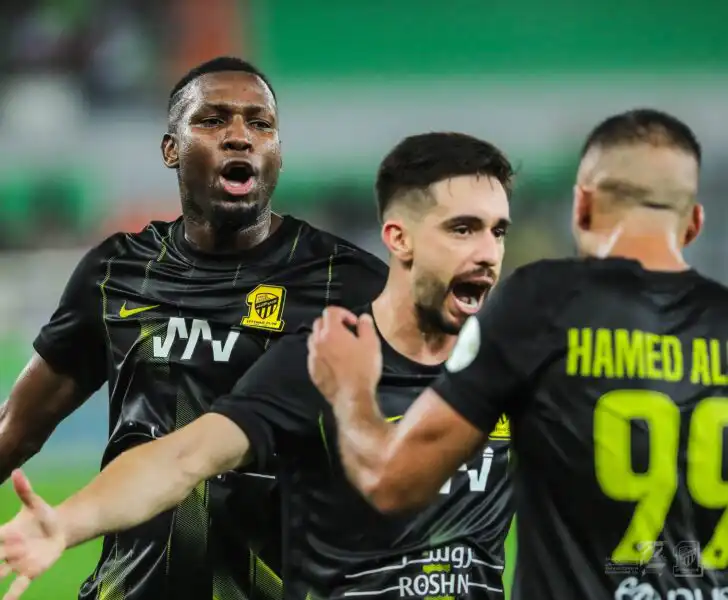 الاتحاد حامل اللقب يفوز على ضيفه الطائي ضمن الدوري السعودي