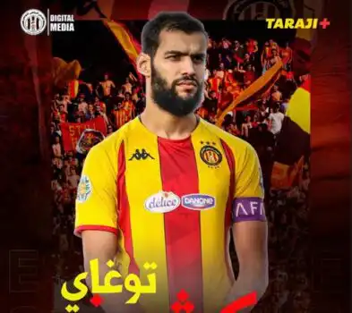 الترجي التونسي يعلن رسميا تجديد عقد مدافعه الجزائري محمد توقاي