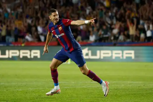 برشلونة يفوز على سيلتا فيغو و يرتقي لصدارة الدوري الإسباني