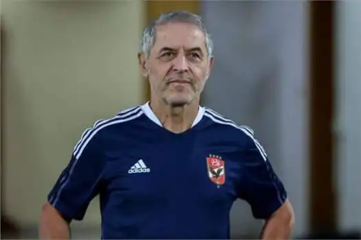 مدرب الأهلي : “اتحاد العاصمة فريق صعب و الأهلي لا يفكر إلا في حصد الألقاب”