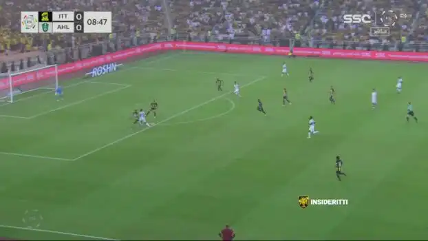 شاهد  كنترول محرز المذهل ضد الاتحاد السعودي اليوم